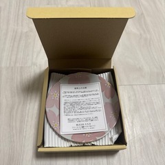 【新品未使用】たち吉 2枚 お皿 桜柄 ぼたん柄の画像