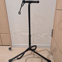 【美品】アコースティックギター教本＆ギタースタンドの画像