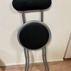 【お譲りします】折りたたみ式のイス2脚の画像