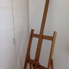 イーゼルの画像