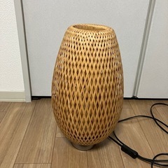 IKEA　ベイヤ テーブルランプの画像