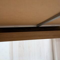 イケア ミッケ 机 オーク調 73x50 cmの画像