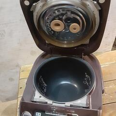 値下げ❗ ZOJIRUSHI 炊飯器 3合炊の画像