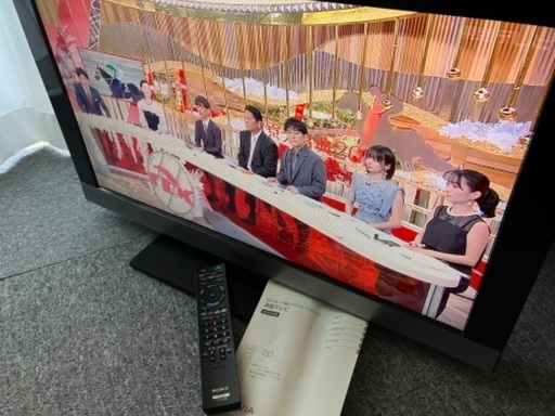 32型　液晶テレビ　黒