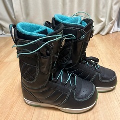 【受け渡し確定】スノーボードブーツ24センチの画像
