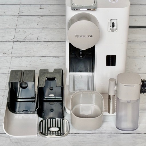 Nespresso コーヒーメーカー ホワイト カプセル式 ラティシマワン