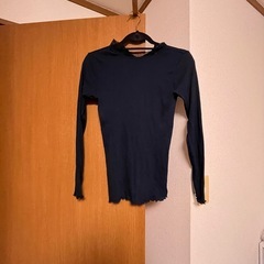 【1/24まで‼️】トップスLサイズ