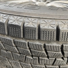 スノータイヤの画像