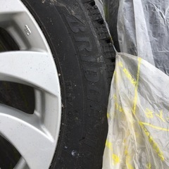 トヨタ純正ホイール付きスタッドレスタイヤ4本セット185/55R15 中古の画像