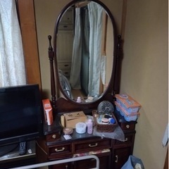 【引取希望】家具　鏡台　譲ります