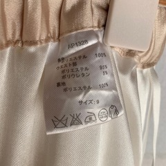 レディースプリーツスカートの画像