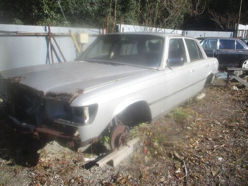 Mベンツ116-280SEリサイクルン部品取り及び各部部品販売