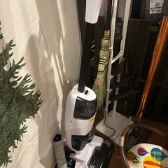 コードレス掃除機とフロアウォッシャー