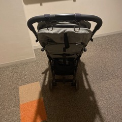 cybex ベビーカーの画像