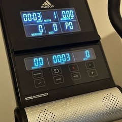 フィットネスバイク　adidasの画像