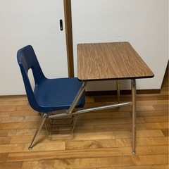 スクールデスク　（米国）　の画像