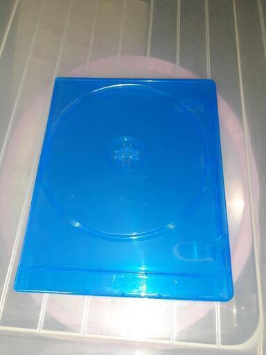 ★DVDケース　90枚くらい　美品