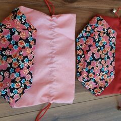 かわいい巾着袋　お得な２つセット(ピンク、赤)　和小物　和装小物新品、未使用の画像