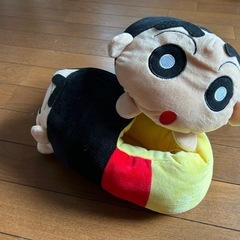 クレヨンしんちゃんスリッパの画像