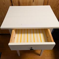 IKEA HEMNES ヘムネスサイドテーブル イケア ホワイト

の画像
