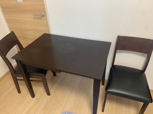 決まりましたダイニングテーブル