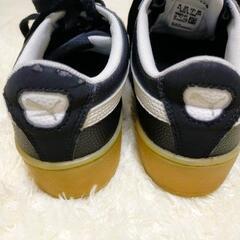 PUMA VIKKY スニーカー　ブラック　23.5cm・プーマ製の画像