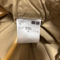スカート　ユニクロ　UNIQLOの画像