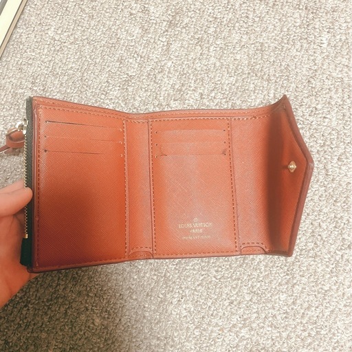 ヴィトン財布