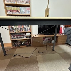 机　　デスク　ライト付き
の画像