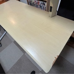机　　デスク　ライト付き
の画像