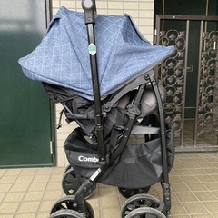 【美品】Combi クロスゴー 4キャス エッグショック ベビーカー ブルー コンビ ベビーカー クロスゴー エッグショック 4キャス セレスティアル