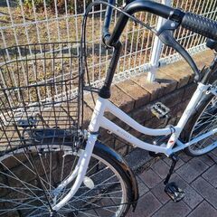 自転車 26 inch 白 Rivuletの画像