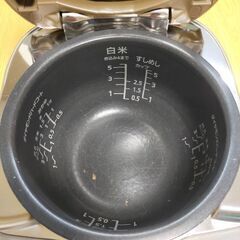 5.5合炊き炊飯器の画像