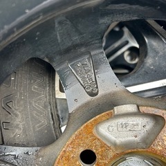 車のパーツ タイヤ、ホイールの画像