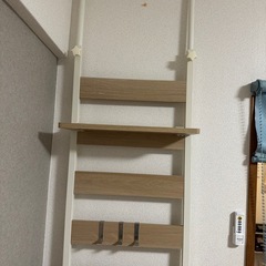 棚付き突っ張りラックの画像