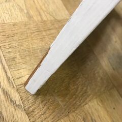 【FU1744】★ミニ木製脚立 ホワイト&ナチュラル おしゃれ かわいい コンパクト 簡易クリーニング済 堺市 深井 【ジャングルジャングル深井店】の画像