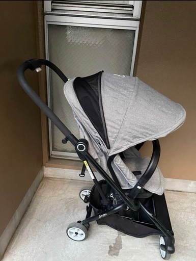 Cybex ベビーカーグレーレインカバー付き