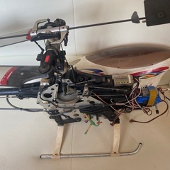 エンジンラジコンヘリコプターの画像