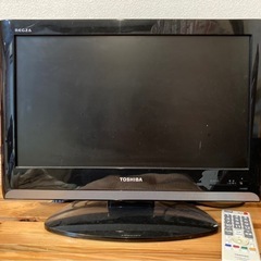 TOSHIBA テレビ　19型