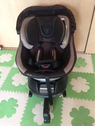 コンビ　Combi ネルーム　チャイルドシート ISOFIX ダークブラウン