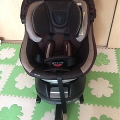 Combi ISO-FIX チャイルドシート ブラウン チャイルドシート コンビ ISO-FIX 新生児から