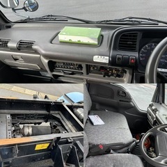 ダンプ　ニッサン(日産) 型式 ：KR-AKR81EPの画像