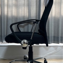 【定価7980円】デスクチェア　ブラックの画像