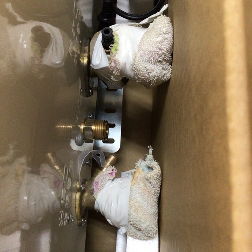 【店頭引取限定】【中古】【現状販売】 CORONA コロナ 石油小型給湯機 77,000円(税込)