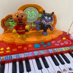 アンパンマン　ピアノの画像