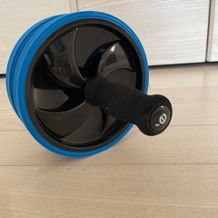 筋トレグッズ　
腹筋ローラーの画像