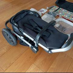 クイニーバズ　Quinny buzz 3輪ベビーカーの画像