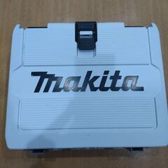 マキタ　インパクトドライバー　18v