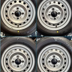 ⑬軽トラ・箱バン用の新品ノーマルタイヤと中古美品テッチンホイールとナット付きの画像
