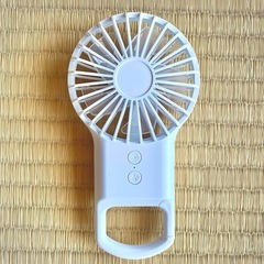 ハンディファン　扇風機